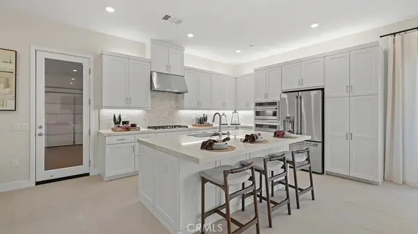 26665 Eclipse, Valencia, CA 91381