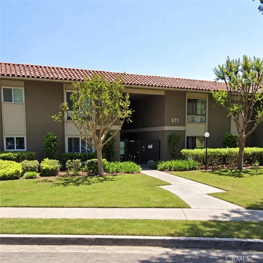 611 S La Veta Park #127, Orange, CA 92868 - #1
