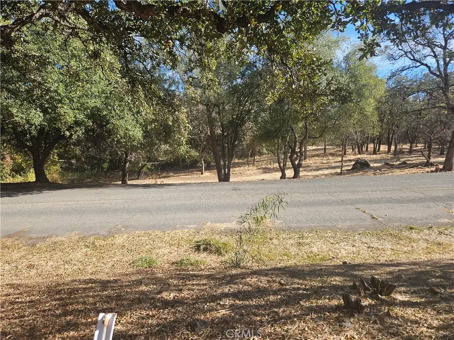 590 Lodgeview Drive, Oroville, CA 95966 - Image #2