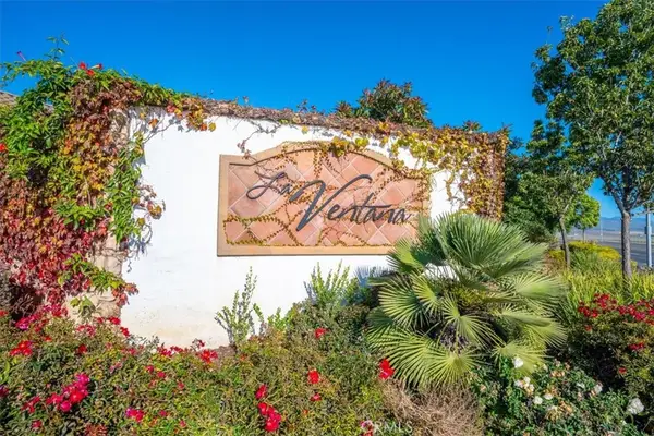 1735 Bilbao, Santa Maria, CA 93454