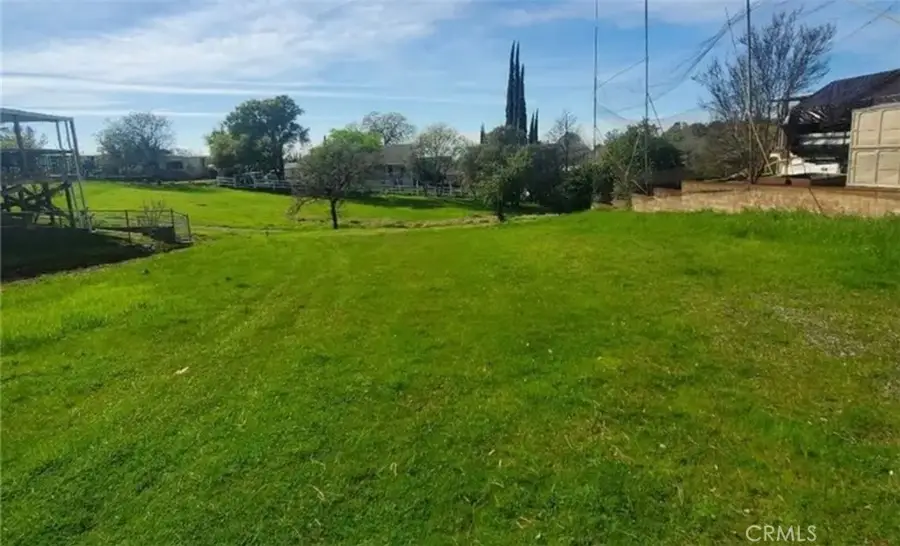 517 Silver Leaf, Oroville, CA 95966 - #3