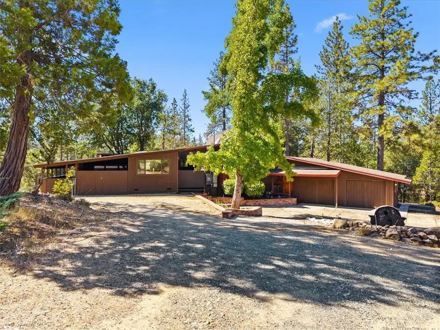 8438 Santos Dumont Way, Brownsville, CA 95919 - #2