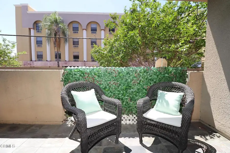 3855 Ingraham Street #204, Los Angeles, CA 90005 - Image #2