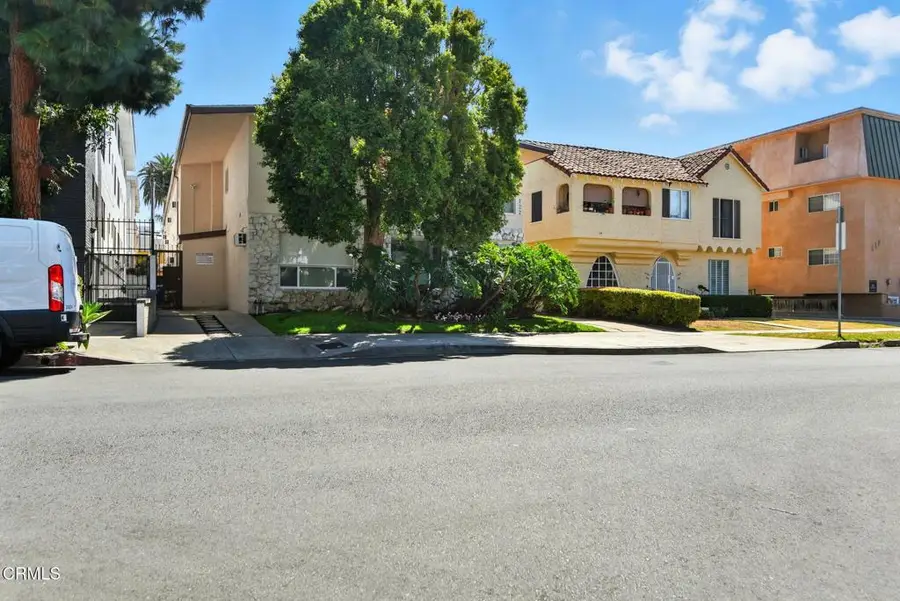 122 N Croft Avenue, Los Angeles, CA 90048 - Image #2