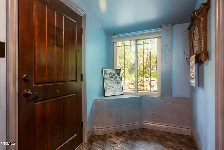 11 N San Gabriel Canyon Avenue, Azusa, CA 91702 - Image #3