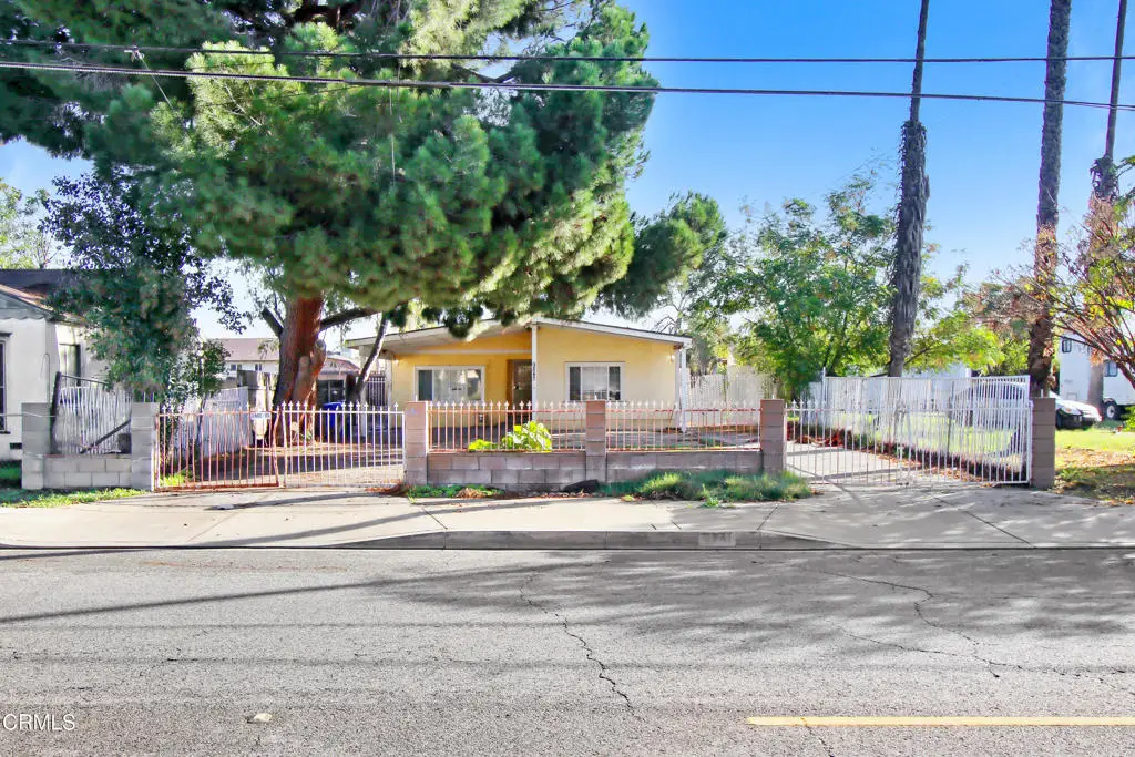 9847 Palmetto Avenue, Fontana, CA 92335 - #1