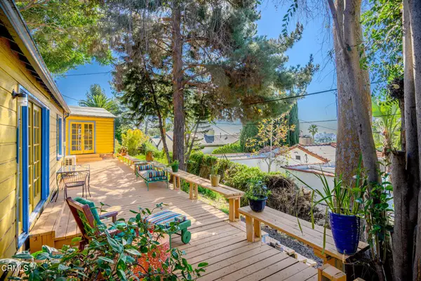 3864 Clayton Avenue, Los Angeles, CA 90027