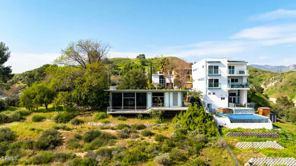 12016 Mountain View Trail, Sylmar, CA 91342 - Image #1