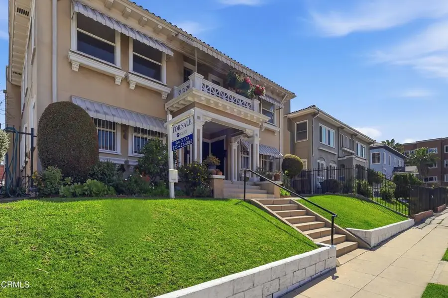 142 S Manhattan Place, Los Angeles, CA 90004 - #3