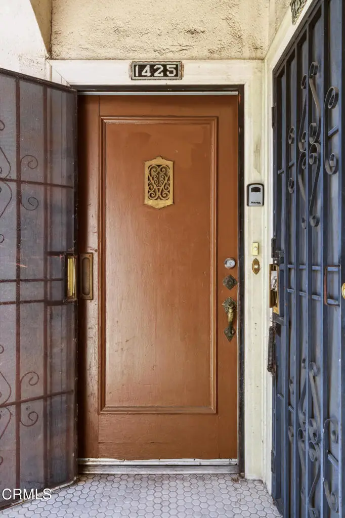 1425 W 48th Street, Los Angeles, CA 90062 - #3