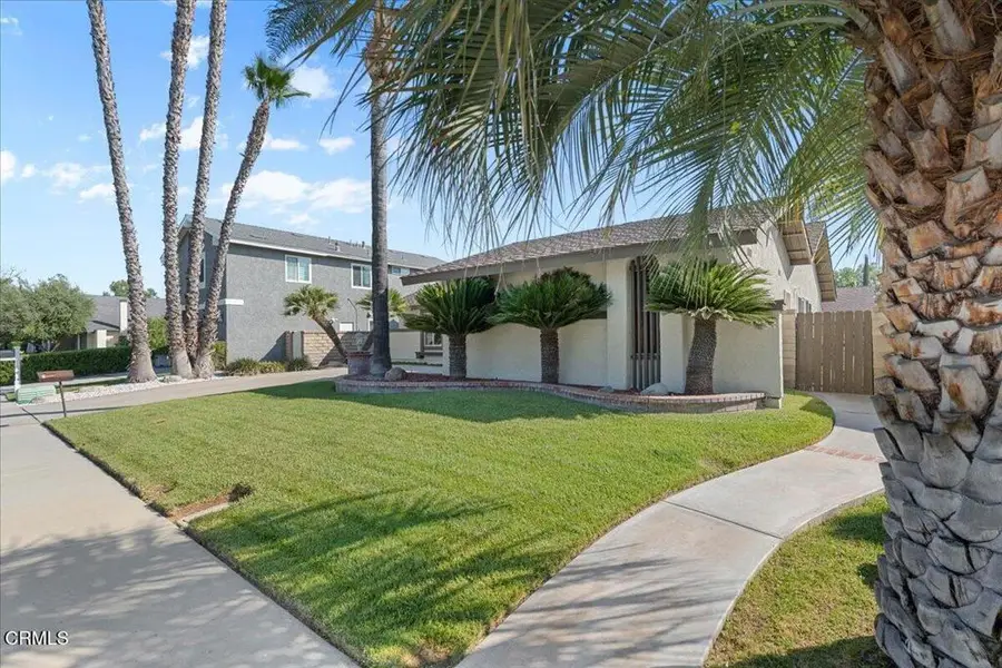25530 Meadow Mont Street, Valencia, CA 91355 - #2