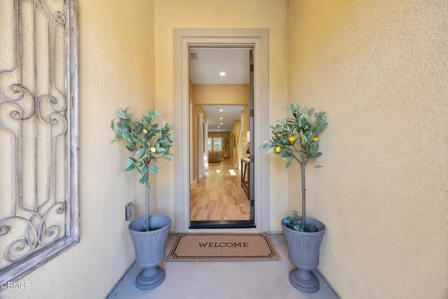 627 E Orange Blossom Way E, Azusa, CA 91702 - #3