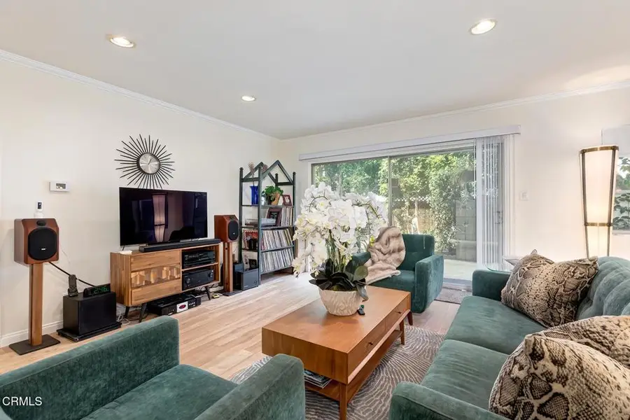 385 S Oakland Avenue #104, Pasadena, CA 91101 - #3