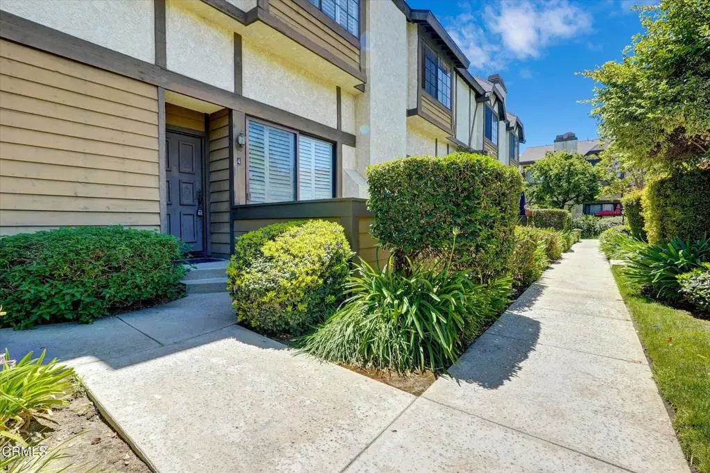21209 Lassen Street #4, Chatsworth, CA 91311 - #1