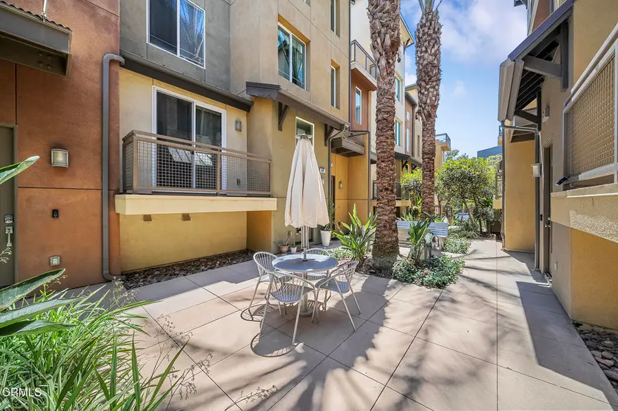 573 Rockefeller, Irvine, CA 92612 - #3