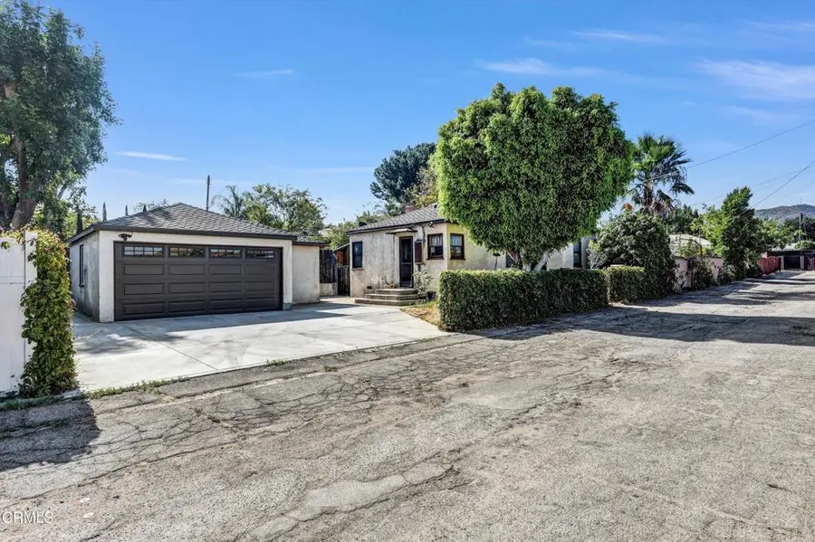 8254 Oswego Street, Sunland, CA 91040 - #2