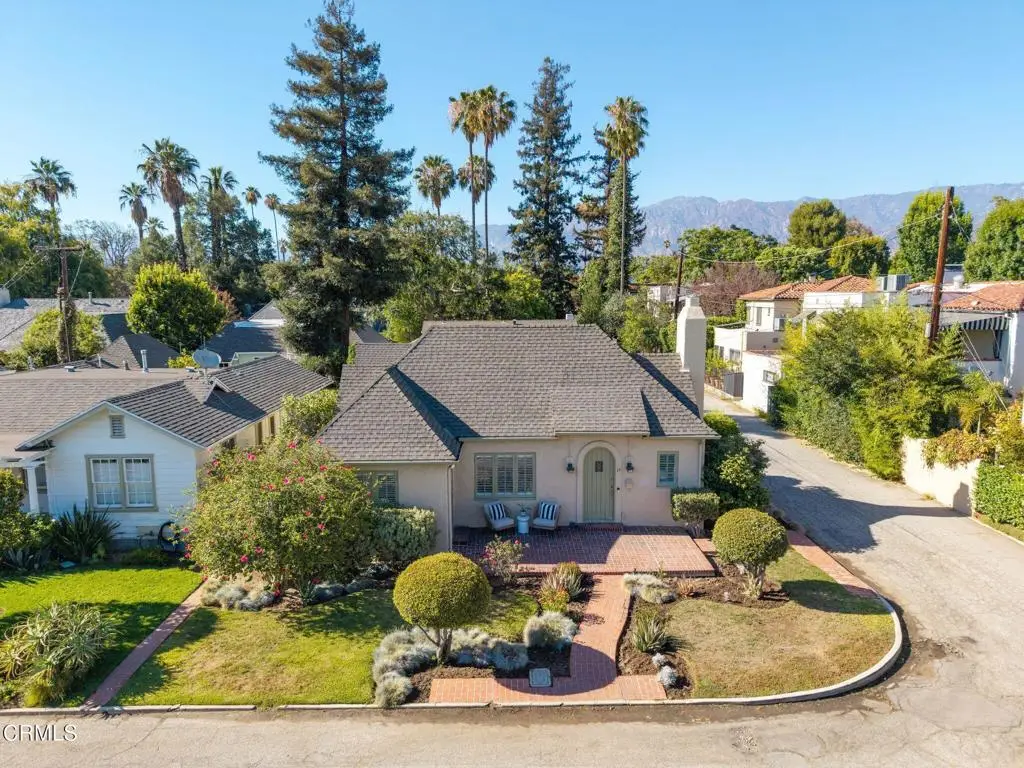 15 Oak Knoll Gardens Drive, Pasadena, CA 91106 - #1