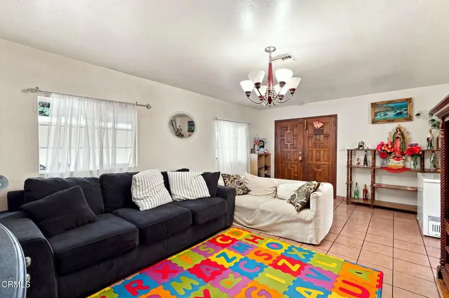144 Backus Avenue, Pasadena, CA  - #2