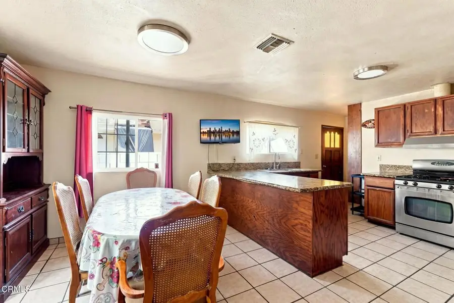 144 Backus Avenue, Pasadena, CA  - #3
