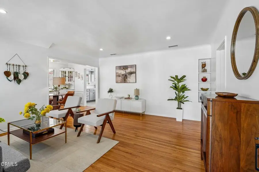 4326 Briggs Avenue, Montrose, CA 91020 - #3