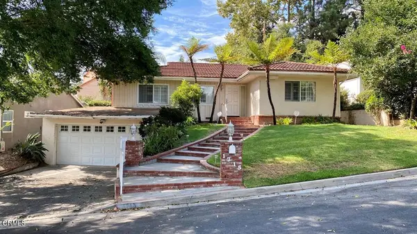 1715 La Barranca Road, La Canada Flintridge, CA 91011