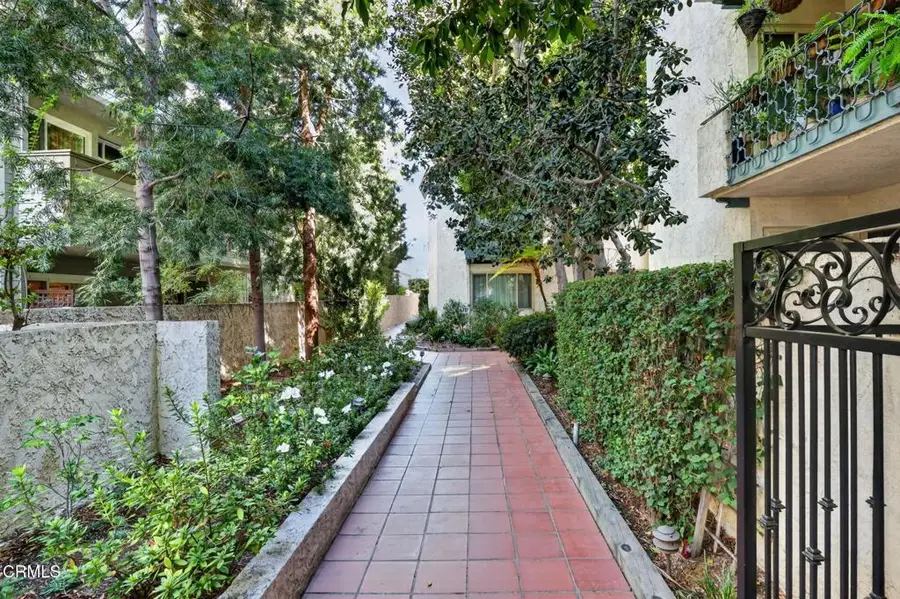 985 E California Boulevard #308, Pasadena, CA 91106 - #2
