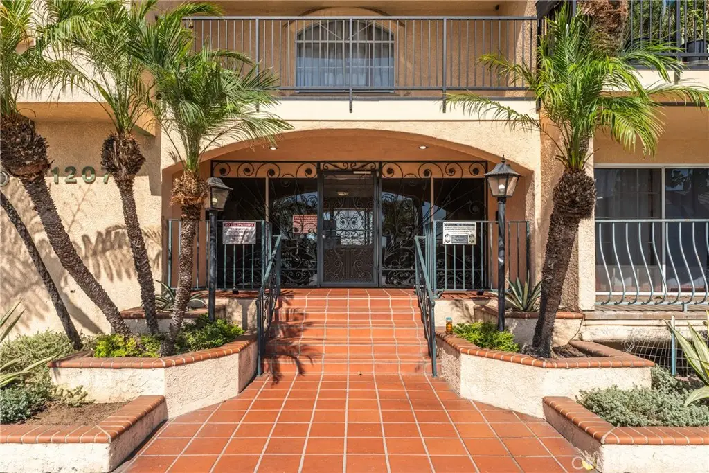 1207 Obispo Avenue #107, Long Beach, CA 90804 - #1