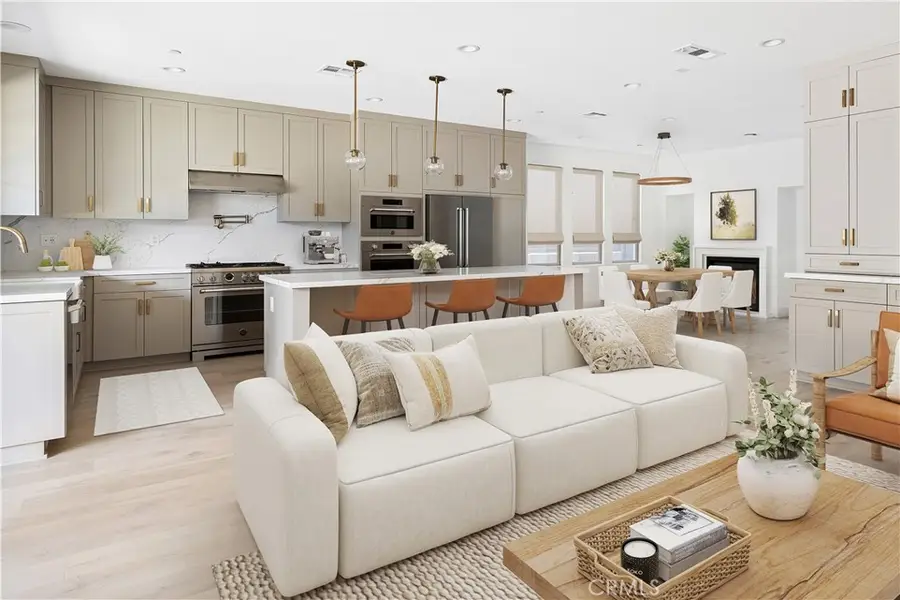 175 E Palm Street, Altadena, CA 91001 - #2