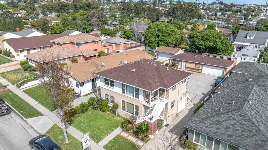 6228 S Fairfax Avenue, View Park Windsor Hills, CA 90056 - #2