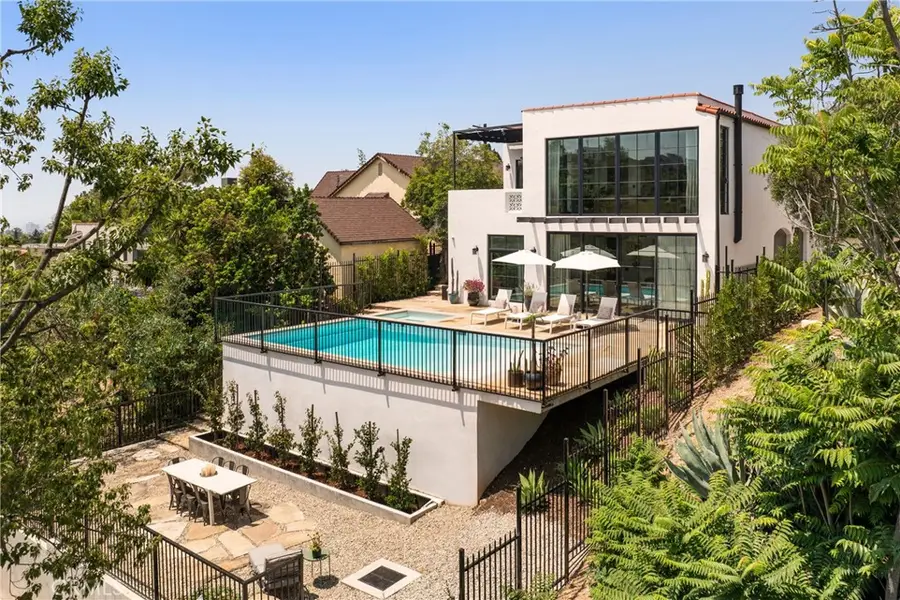 2168 Princeton, Los Angeles, CA 90026 - #2