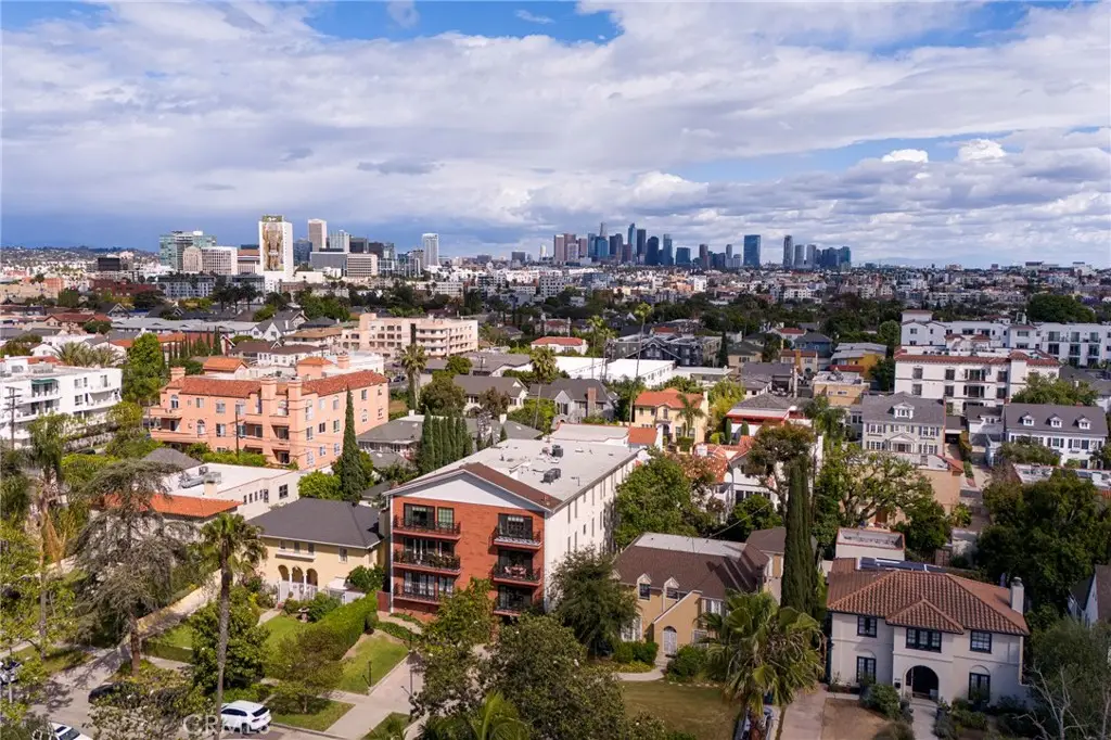 822 S Windsor Boulevard #203, Los Angeles, CA 90005 - #1