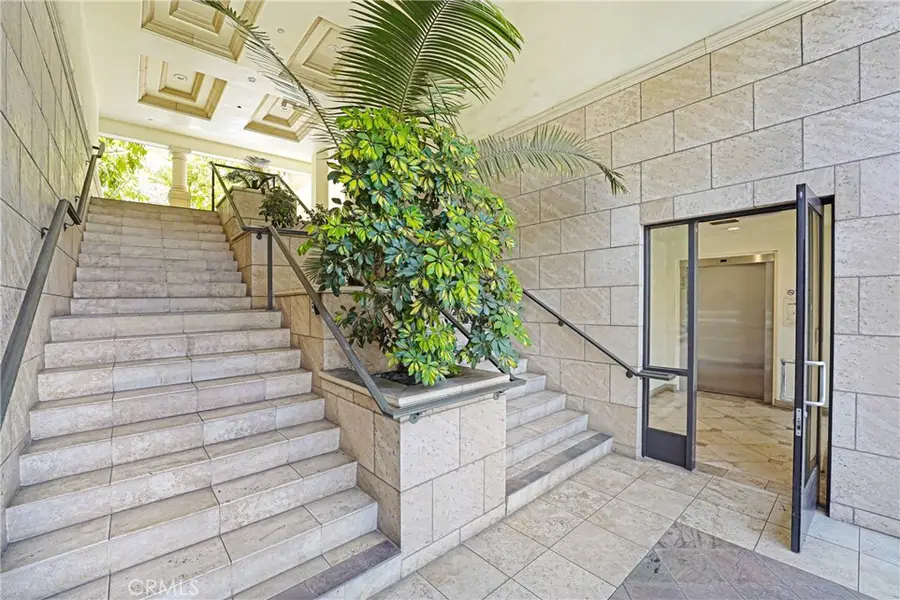 333 N Hill Avenue #203, Pasadena, CA 91106 - #2