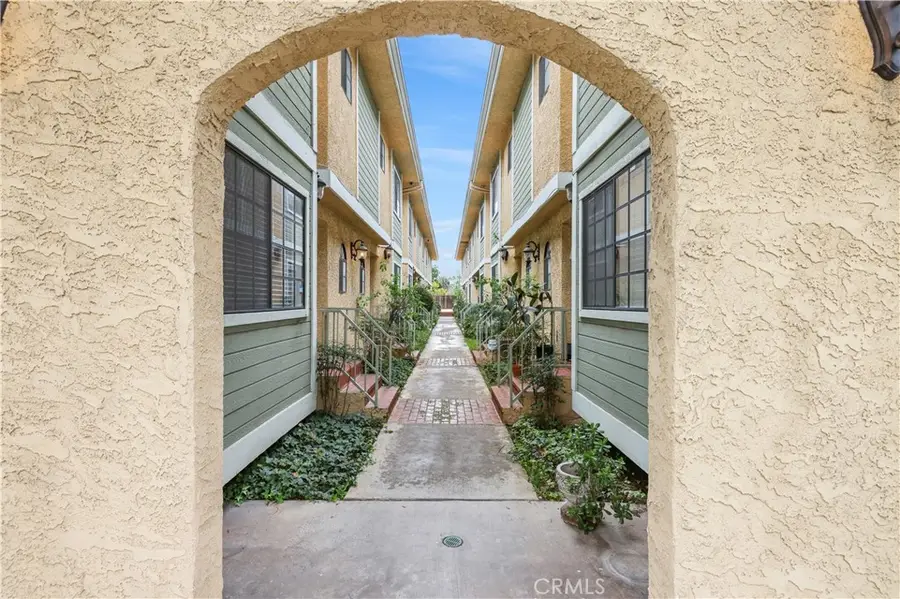 25 Palmetto Drive #E, Alhambra, CA 91801 - #2