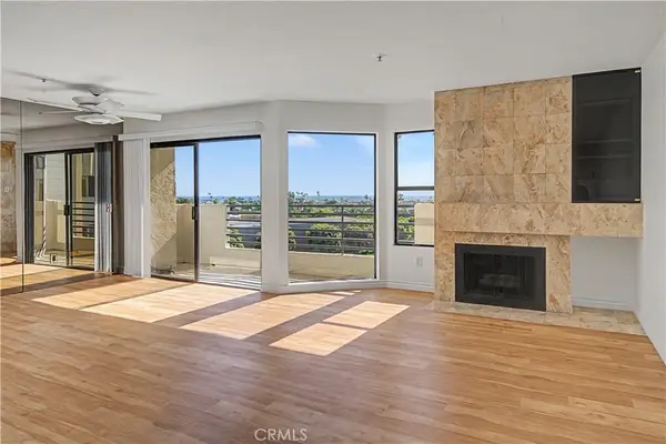 280 Cagney Lane #207, Newport Beach, CA 92663