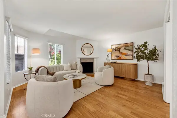 11939 Weddington Street #106, Valley Village, CA 91607