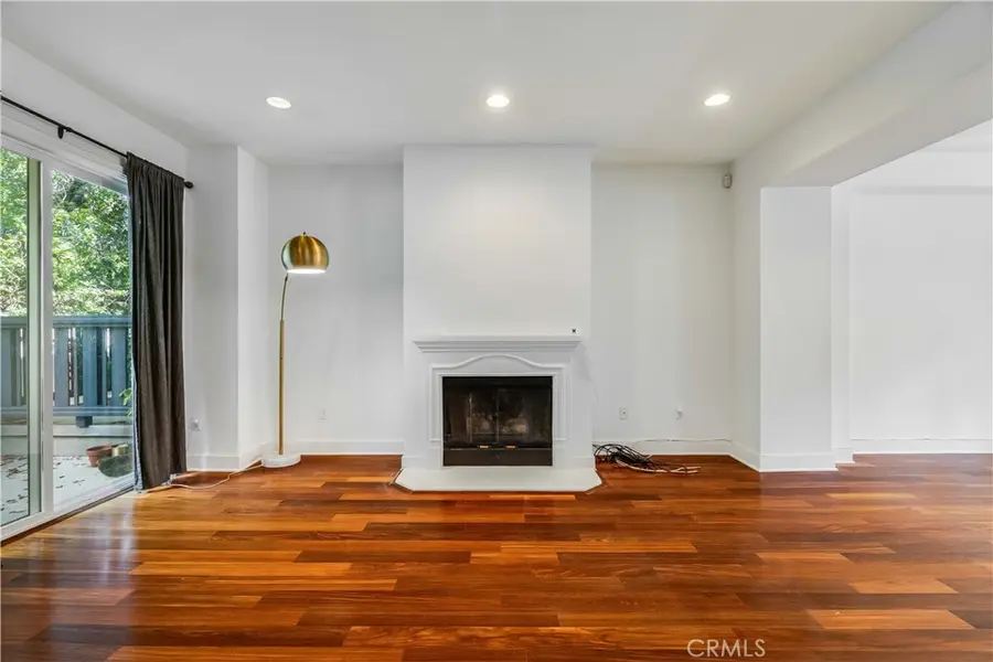 6300 Honolulu #205, La Crescenta, CA 91214 - #2