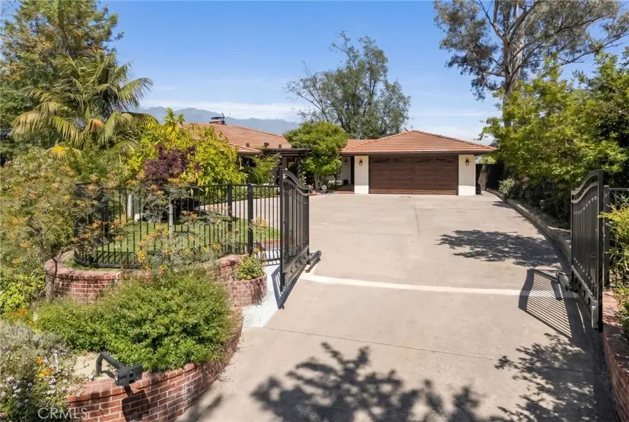 3854 Hampstead, La Canada Flintridge, CA 91011 - #2