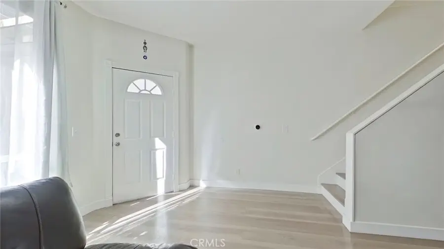 18347 Saticoy #6, Reseda, CA 91335 - #3