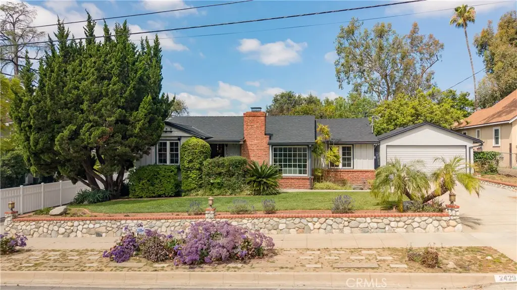 2429 Ganesha Avenue, Altadena, CA 91001 - #1