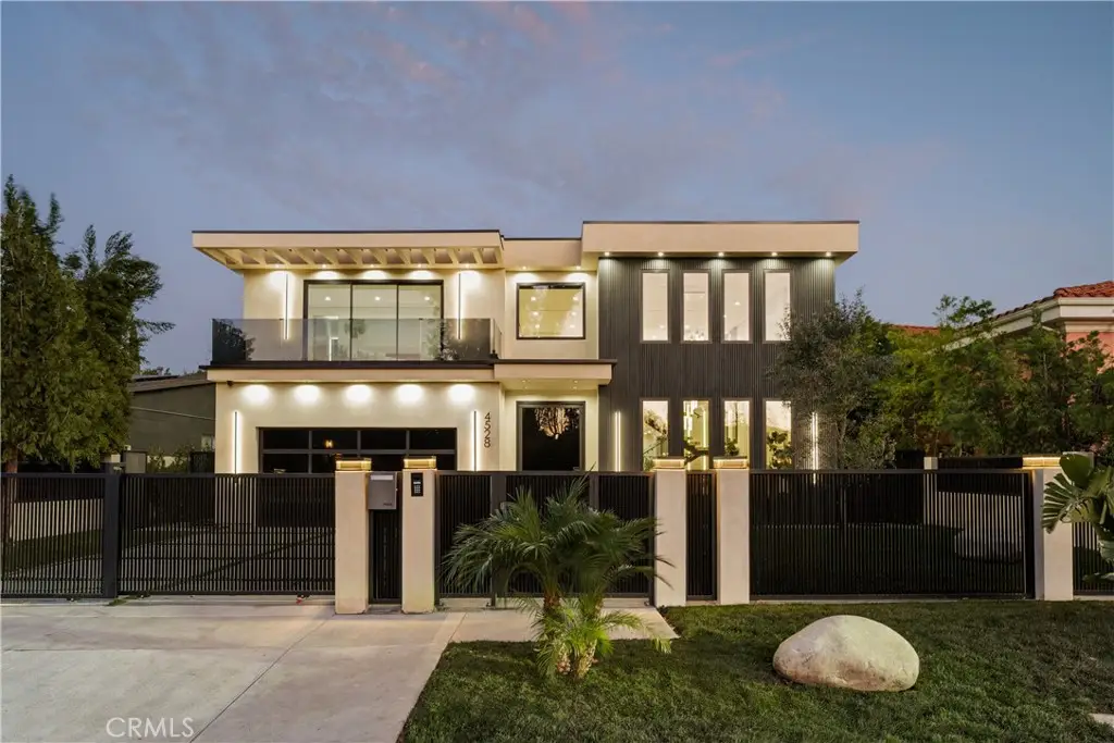 4528 Matilija Avenue, Sherman Oaks, CA 91423 - #1