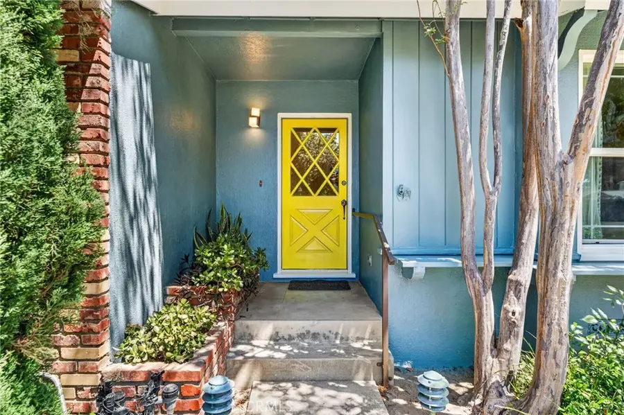17061 Parthenia Street, Northridge, CA 91325 - #2