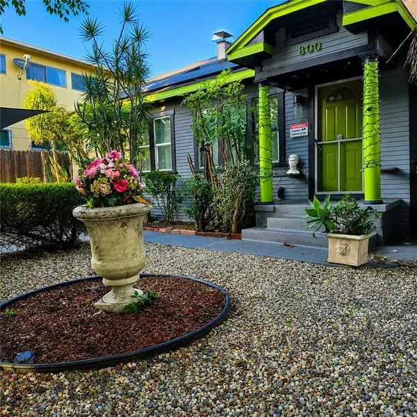800 N Hobart, Los Angeles, CA 90029