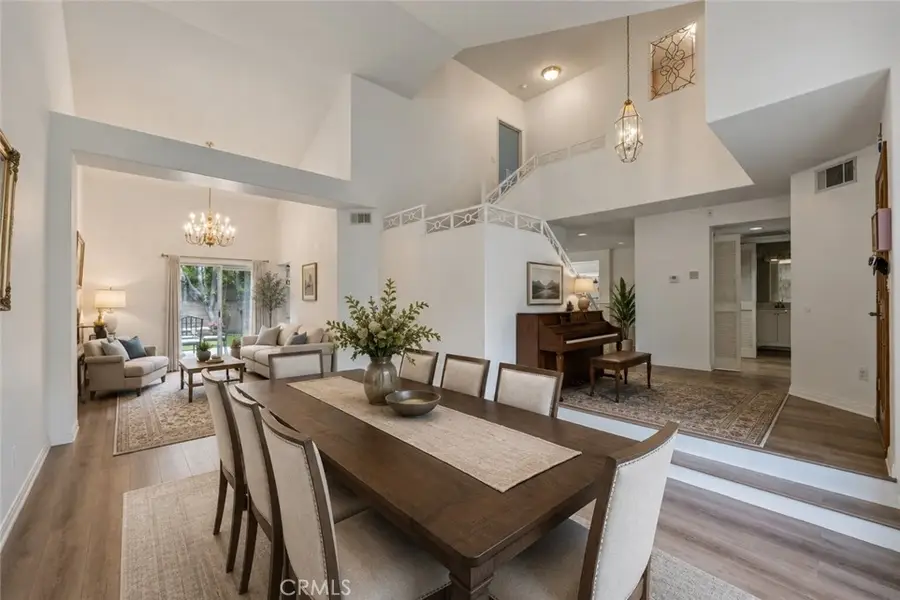 5807 Sylvia Avenue, Tarzana, CA 91356 - #2