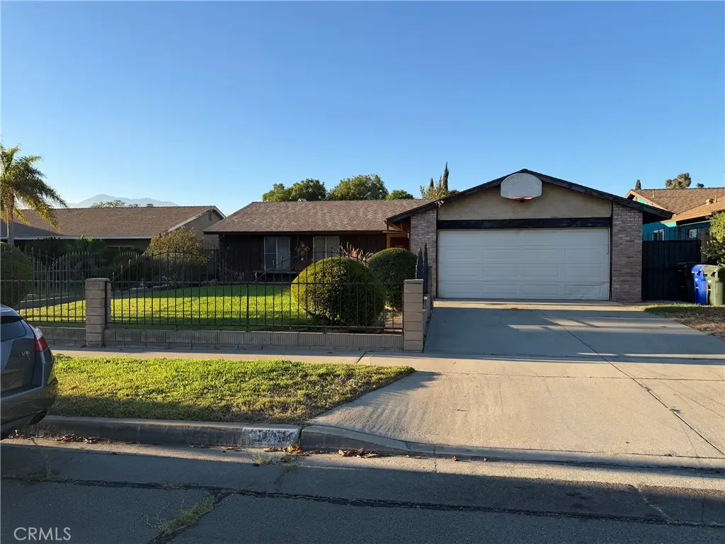 15860 Grevillea, Fontana, CA 92335 - #1
