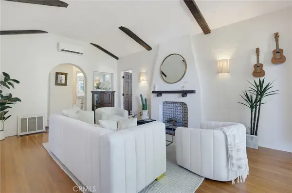 2240 Pine Avenue, Long Beach, CA 90806