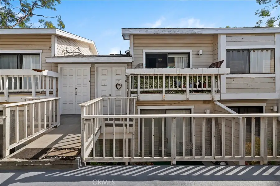 4652 Don Lorenzo #B, Los Angeles, CA 90008 - #2