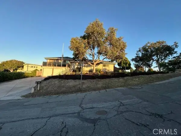 1566 Hillcrest, Arroyo Grande, CA 93420 - Image #2
