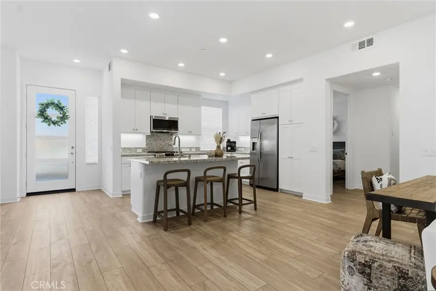 27410 N Merlin Place #101, Valencia, CA 91381 - Image #3