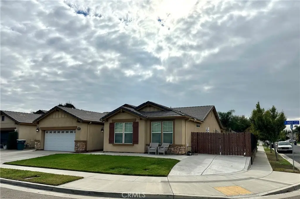 2605 Hoyt Avenue, Tulare, CA 93274 - Image #1