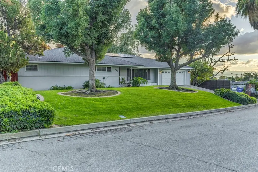 1811 Country Club, Bakersfield, CA 93306 - Image #2